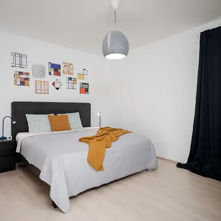Διαμέρισμα The Sunny Riverside Flat *